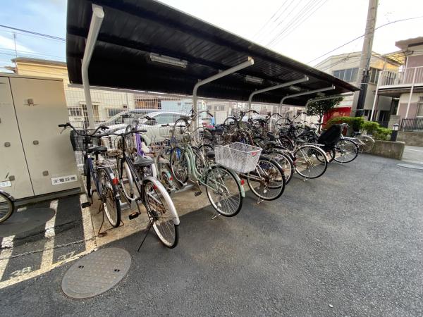 パークハウス鶴見本町通　駐輪場