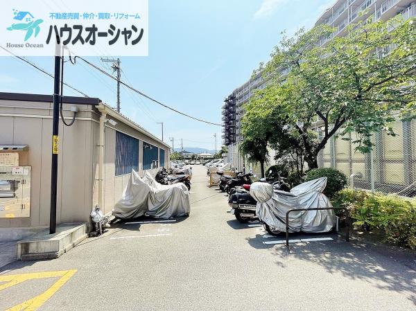 東大阪サンハイツ　バイク置き場