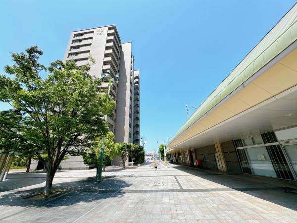 ロイヤルガーデン坂出駅前　外観