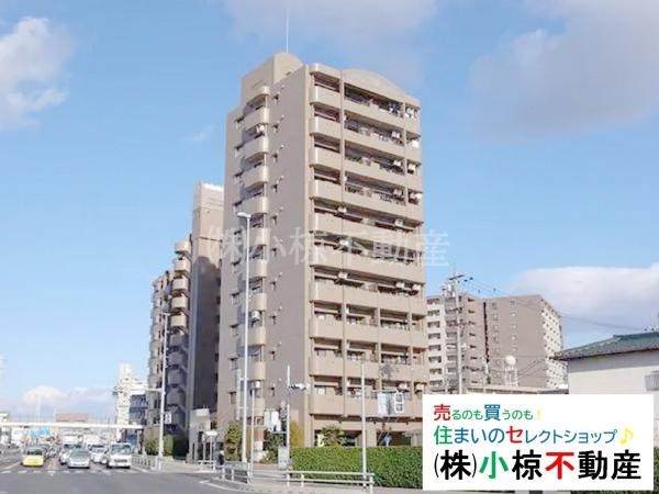 シャトー勝川３　外観