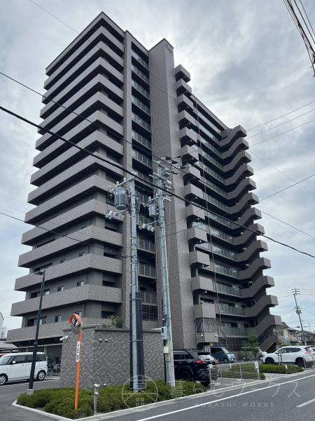 ロイヤルガーデン太田駅西　外観